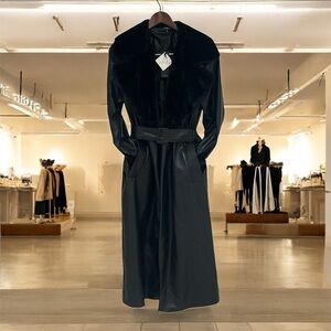 Elegant Black Leather Jacket for Women